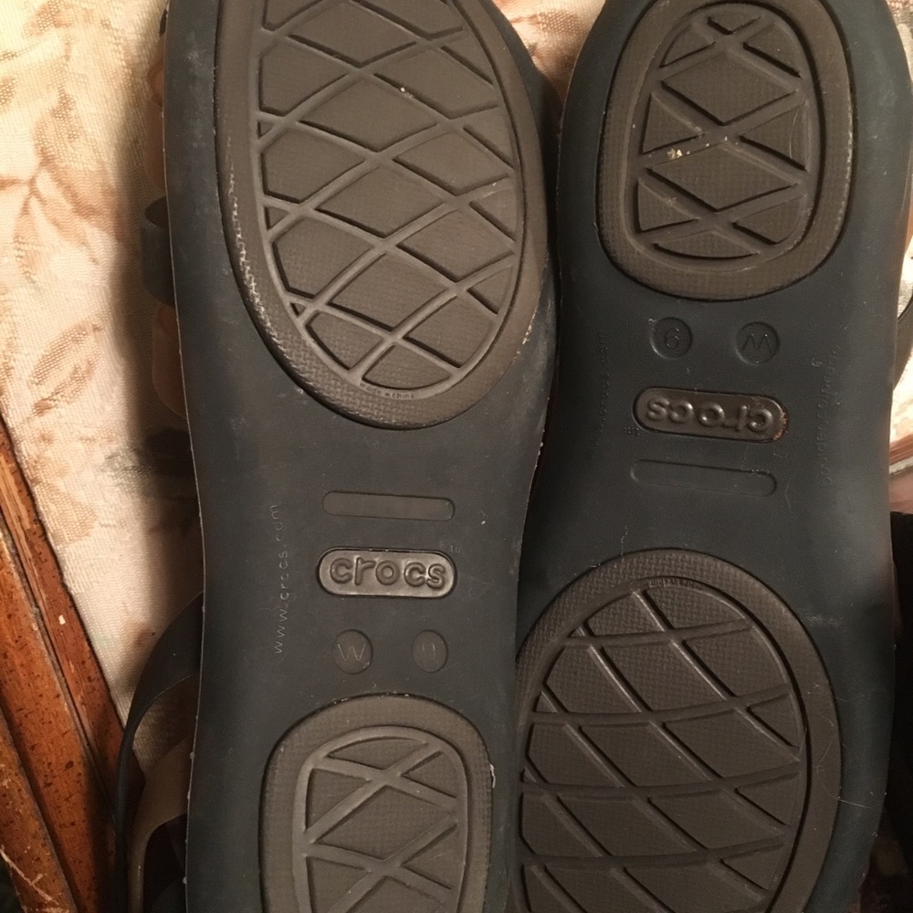 Shoes - Picture 3 of 3